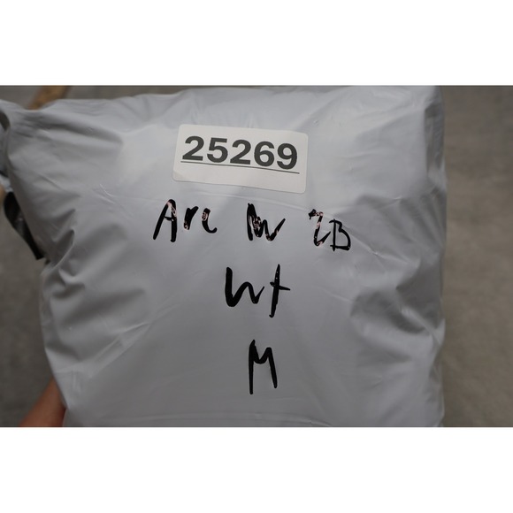 Arcteryx Jacket Womens Small White Knit Hooded Full Zip Casual Outdoor Hiking - Picture 13 of 13